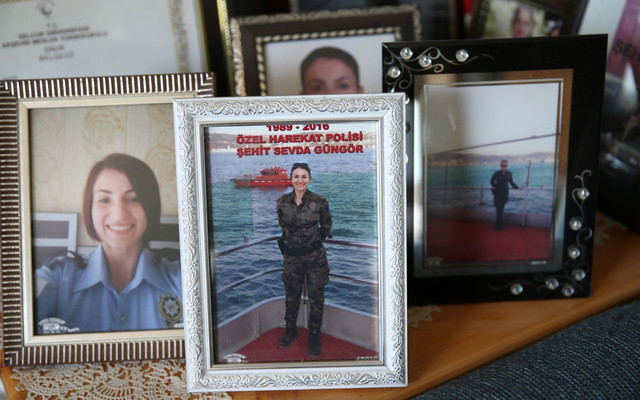 Darbecilerin şehit ettiği Sevda Güngör'ün odası fotoğraflarıyla süslendi - Resim: 1