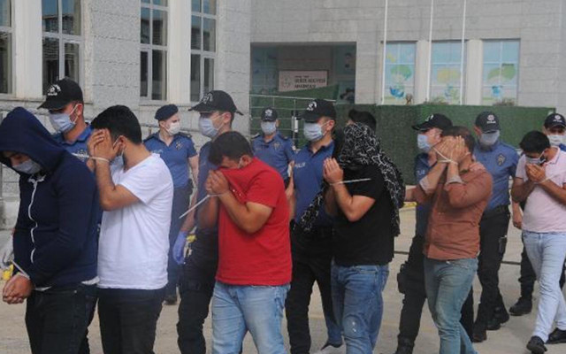 Kocaeli'de günlük kazancı 546 bin TL olan çete 'Körfez Kurdu' operasyonuyla çökertildi - Resim: 0