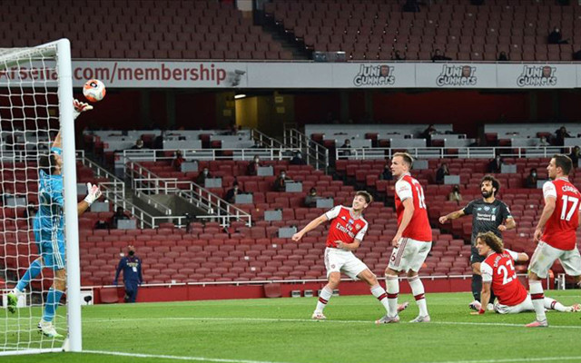 Arsenal şampiyon Liverpool'u sahasına gömdü - Resim: 0