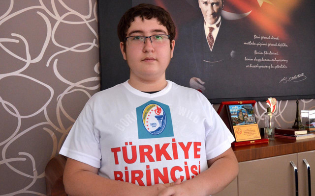 LGS sınavında Türkiye birincisi oldu Cumhurbaşkanına Osmanlıca mektup yazdı - Resim: 0