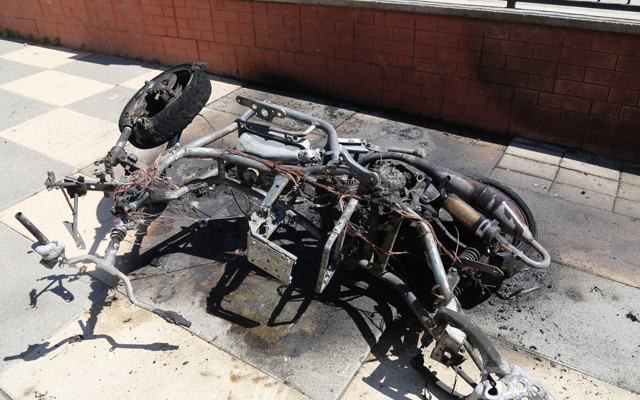 Elazığ'da emanete hıyanet! Motosikleti ateşe verdi - Resim: 0