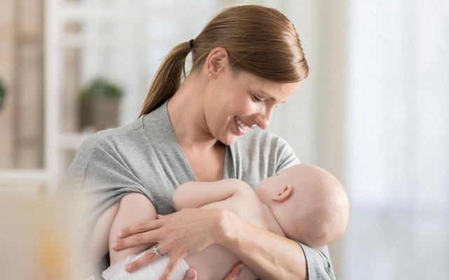 Koronavirüslü anne bebeğini emzirebilir mi? ABD'de 120 bebek incelendi - Resim: 0