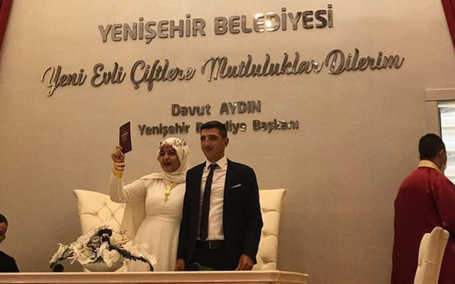 Bursa'da boğazlar düğüm! Dün evlendi bugün öldü - Resim: 0