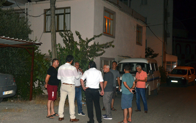 Antalya'da güvenlik görevlisi iş arkadaşını mermilerin hedefi yaptı - Resim: 0