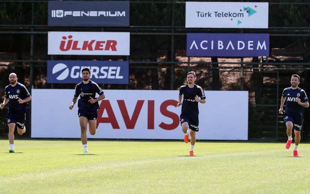 Erol Bulut'lu Fenerbahçe koşuyor deneyimli hocadan ilk jest - Resim: 0