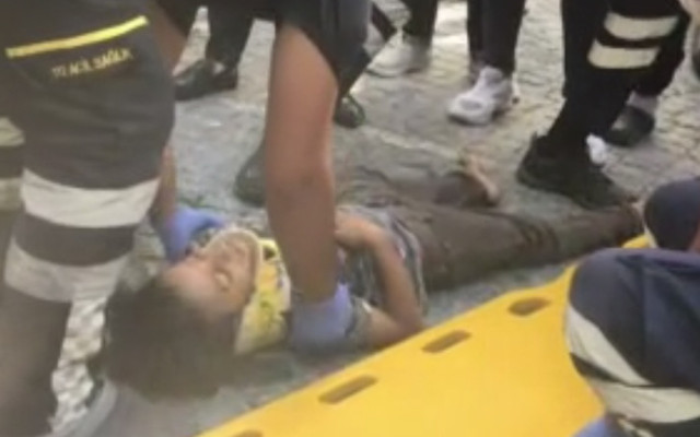 Esenyurt'ta 9 yaşındaki çocuğu köpek kovalayınca olanlar oldu - Resim: 0