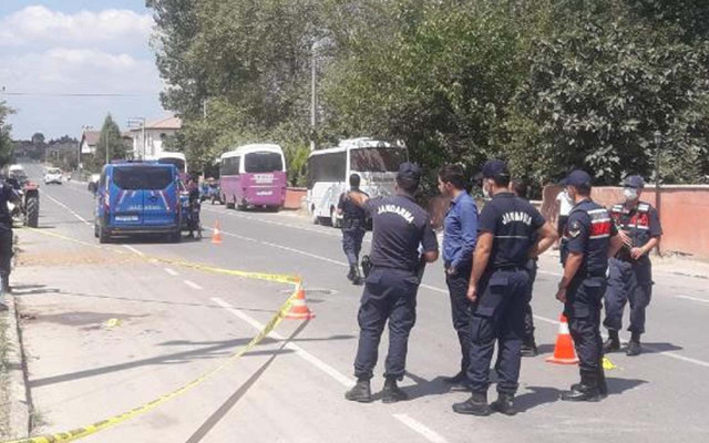 Sakarya'da kardeşlerden biri mezara diğeri hastaneye gitti - Resim: 0