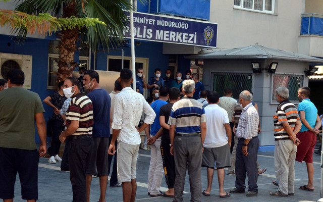 Antalya'da eşinin boğazını kesen cani koca otostop çekerken yakalandı - Resim: 0