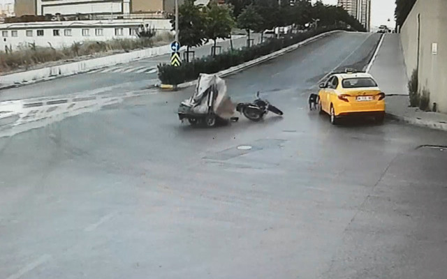 Esenyurt'ta kaza 'geliyorum' dedi - Resim: 0