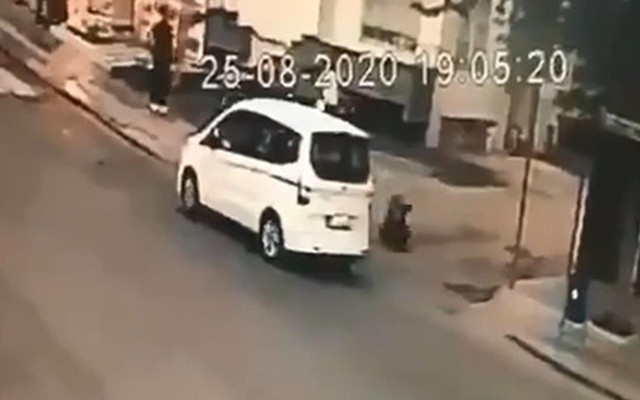 Batman'da 2 çocuk annesi eski eşi tarafından sokak ortasında öldürüldü - Resim: 1