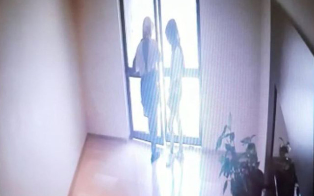 Bursa'da kadın hırsız yakayı ele verdi 15 yaşında suç ortağı tutmuş - Resim: 0