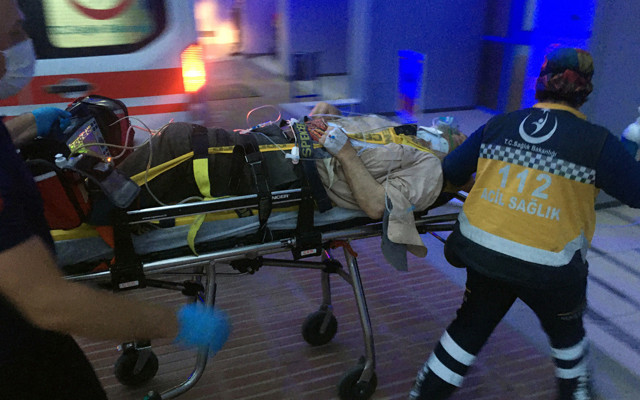 Burdur'da şarampole yuvarlanan otomobil dehşeti özetledi - Resim: 0