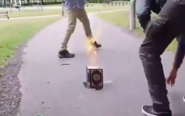 AK Partili Çelik’ten İsveç'teki provokasyona sert tepki: Saygısızlığını lanetliyoruz... - Resim: 0