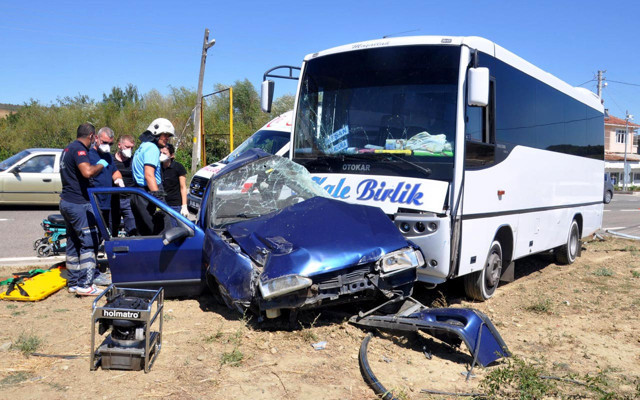 Tekirdağ'da oğullarını ziyarete  giden yaşlı çift kazada öldü - Resim: 0