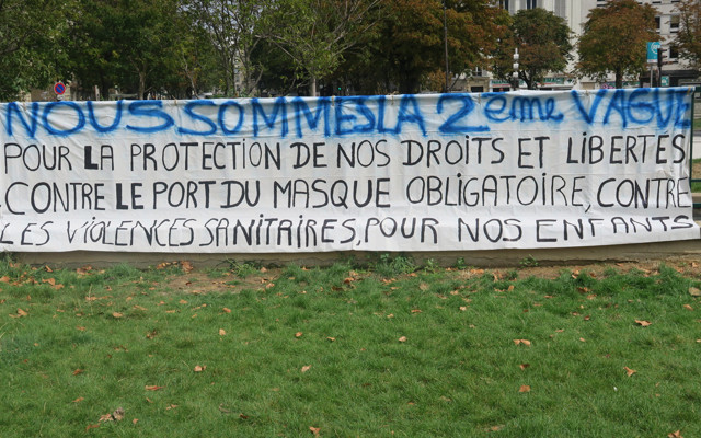 Fransa'da 'maske' protestosunda hedef Bill Gates! Gelecekteki köleleri yapmak içindir - Resim: 1