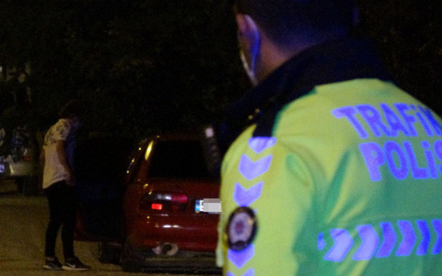 Tokat'ta polisin durdurduğu sürücü pozitif vaka çıktı - Resim: 1