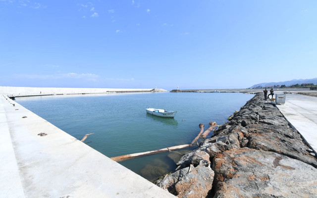 Bakan Karaismailoğlu’ndan Giresun’a balıkçı barınağı müjdesi - Resim: 1