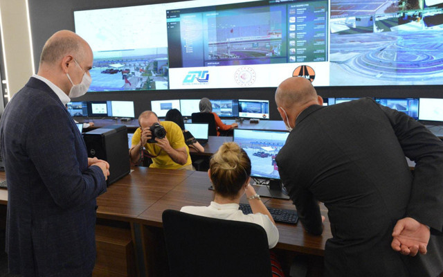 Ulaştırma ve Altyapı Bakanı Karaismailoğlu'dan Ankara-Niğde Otoyolu'nda inceleme - Resim: 1