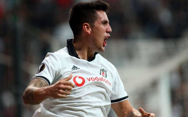 Beşiktaş, Enzo Roco ile karşılıklı anlaşarak yollarını ayırdı - Resim: 0