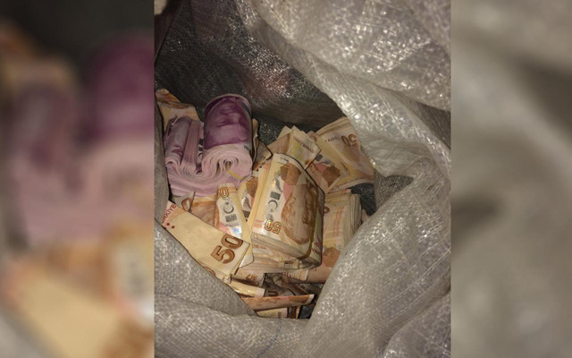 Denizli'de yeni evli gençlere yenge tokadı! 200 bin liralık takıları çaldı - Resim: 1