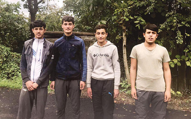 Sakarya'da fındık işçileri olayı anlattı: Köpek sürüsü gibi ne o tarafa bu tarafa... - Resim: 0