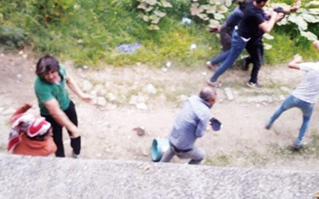 Sakarya'da fındık işçileri olayı anlattı: Köpek sürüsü gibi ne o tarafa bu tarafa... - Resim: 1