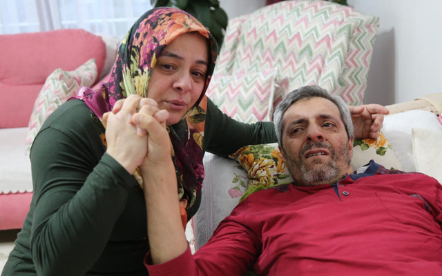 Artvin'de 2 engelli evladına bakıyordu öldü - Resim: 0