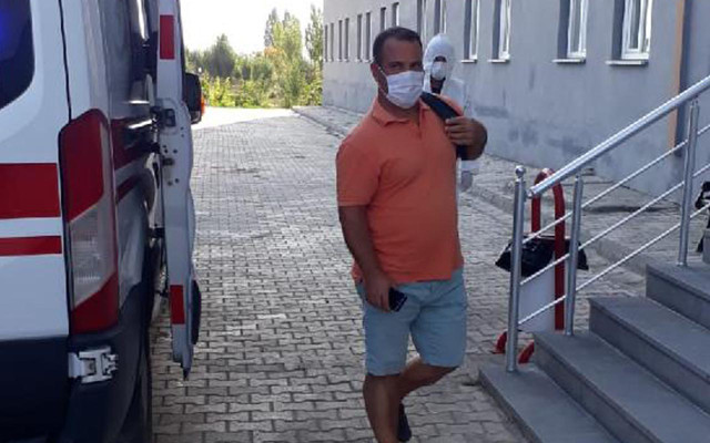 Van'da koronavirüs hastası yurttan firar etti! Elektrik kesintisini fırsat bilmiş - Resim: 0