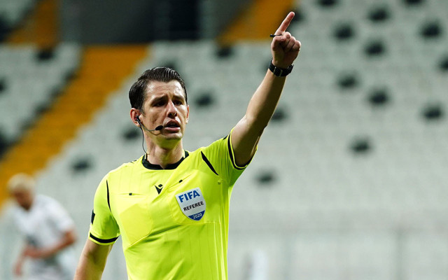 Murat Şahin'den hakeme tepki: İki tarafa aynı şeyler verilmiyor - Resim: 0