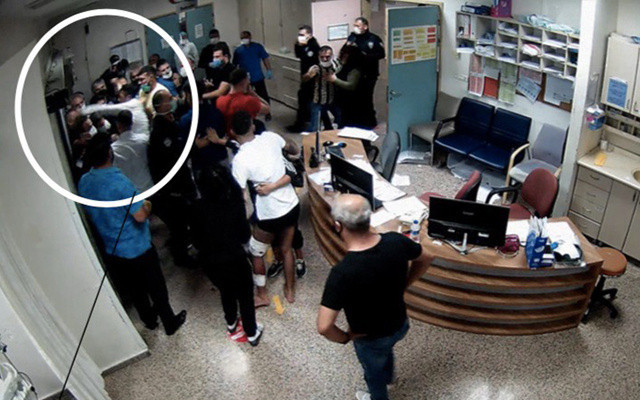 Ankara Keçiören'de sağlık çalışanlarına saldırı girişiminde 2 şüpheli tutuklandı - Resim: 1