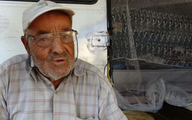 Aydın'da kiralık evinden sıkılıp minibüste yaşamaya başladı - Resim: 1