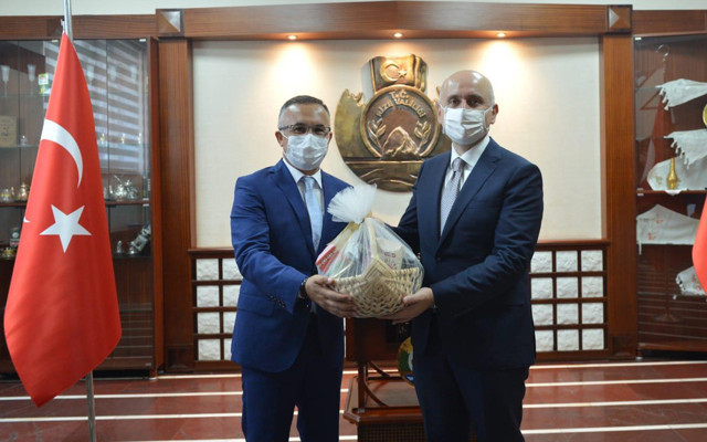 Ulaştırma ve Altyapı Bakanı Karaismailoğlu: Akla hayale gelmeyecek projeleri bir bir bitirdik - Resim: 0