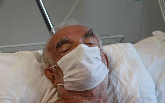 Ankara'da yoğun bakimdaki korona hastası: Öbür dünyaya gittim geldim - Resim: 1