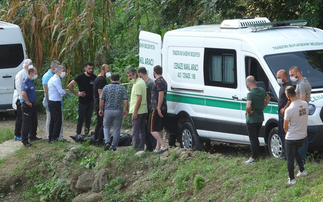 Trabzon'da 25 yaşındaki genç iple intihar etti - Resim: 0