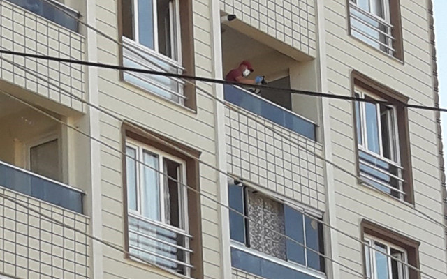 İzmir'de minik Ceylin 5'inci kattaki misafir evinden düşerek yaşamını yitirdi - Resim: 0