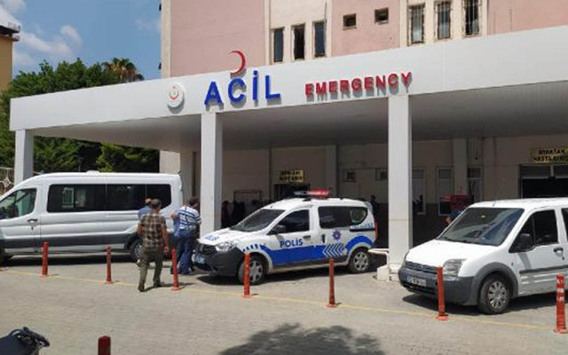 Mersin'de cezaevindeki 'usulsüz rapor' oyunu bozuldu: 1'i doktor 12 gözaltı - Resim: 0