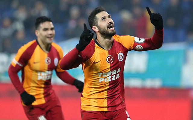 Galatasaray'a Rangers maçı öncesi Emre Akbaba'dan iyi haber - Resim: 0
