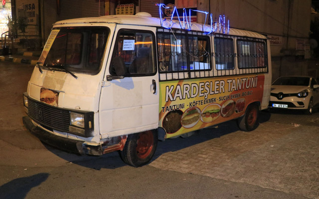 Adana'da akılalmaz olay: Tantuni yemeğe gittiği arkadaşını vurdu - Resim: 1