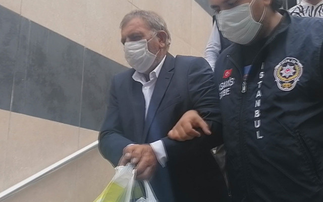 48 yıldır pembe kimlikle yaşıyormuş! Gözaltına alınanca ortaya çıktı - Resim: 1