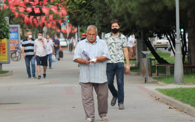 Sakarya'da 41 yıllık birikimini oğlu elinden aldı: Katil mi olayım, kendimi idam mı edeyim?' - Resim: 1