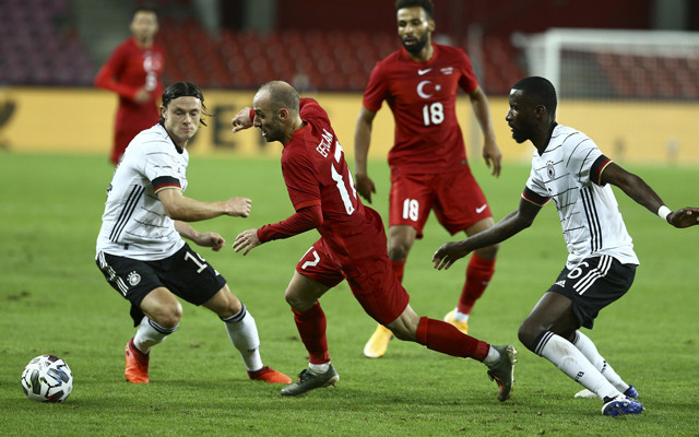 Almanya Türkiye maçı golleri ve geniş özeti - Resim: 0