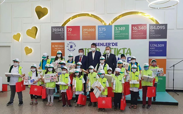 İstanbul Valisi Yerlikaya’dan yüz yüze eğitim açıklaması - Resim: 0