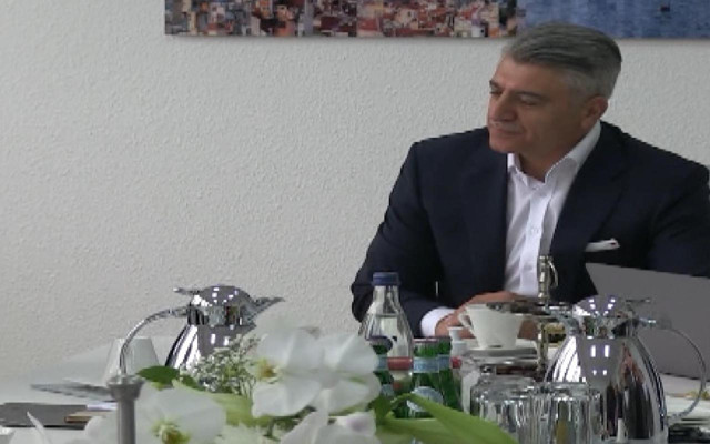 Almanya'nın konuştuğu Türk gurbetçi: İşçi olarak girdiği şirketin patronu oldu - Resim: 0