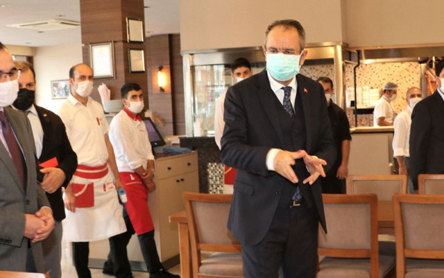 Sultanbeyli’de koronavirüsle mücadele kapsamında denetimler devam ediyor - Resim: 1