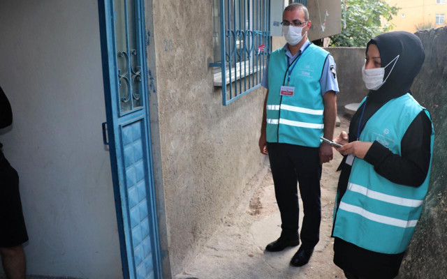 Sultanbeyli‘de Covit-19 ile mücadele kapsamında kurallara uymayanlara gerekli cezai işlemler tereddütsüz ve hemen uygulanıyor - Resim: 1