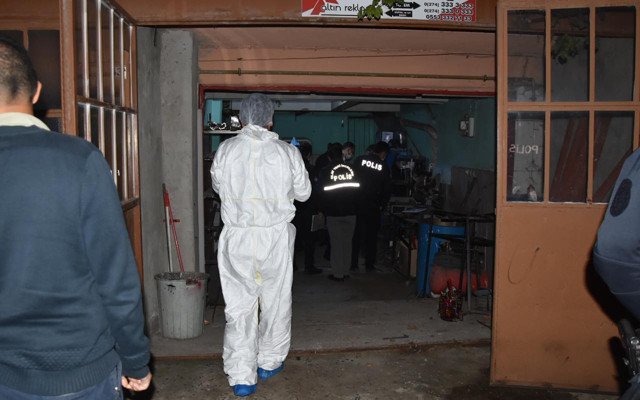 Kütahya'da korkunç ölüm: Fleks makinesiyle boynunu kesti - Resim: 2