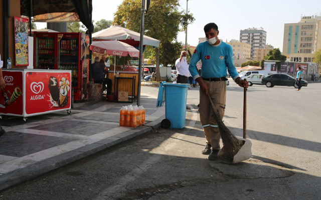 Adres bu kez Şanlıurfa: Yolda bulduğu 35 bin lirayı sahibine teslim etti - Resim: 0