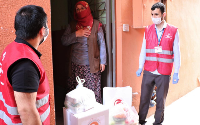 Covid-19 salgını sürecinde Sultanbeyli’deki ihtiyaç sahiplerine 59 milyon yardım Yapıldı - Resim: 0