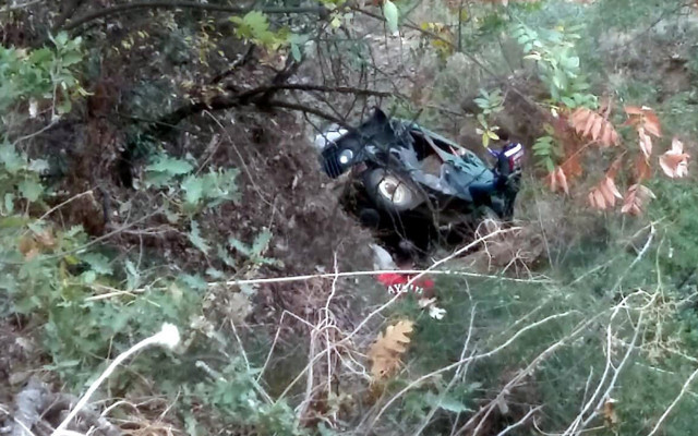 Aydın'da ölüm saniyelerle ailesinden ayırdı: Eşini ve oğlunu bıraktı uçuruma yuvarlandı - Resim: 1