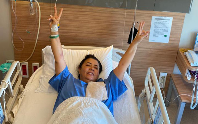 Hatay'da hortum arabayı havaya kaldırdı! Araçtaki kadının beli kırıldı şoför ölümden kurtardı - Resim: 1